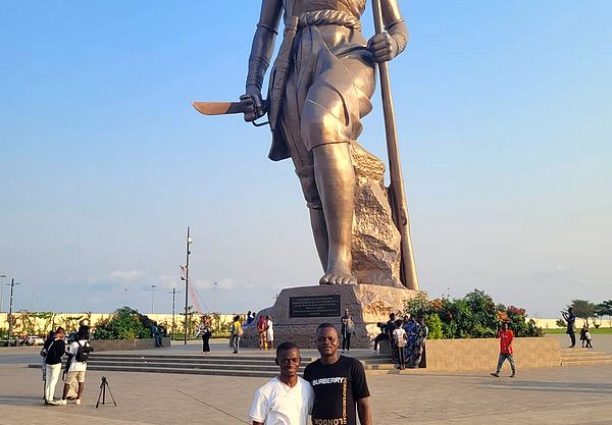 Monument "Amazone" (Cotonou)